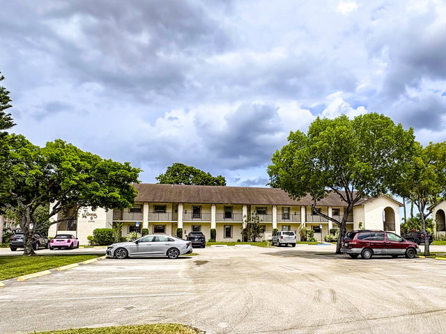 Gables of Boca  photo 2